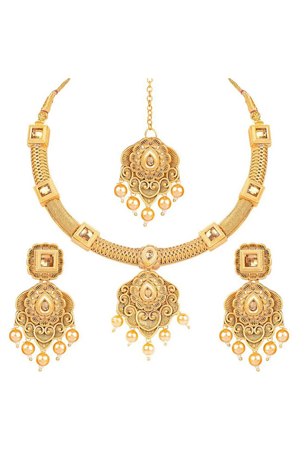 Alloy Choker Necklace Set with Earrings and Maang Tikka in Gold