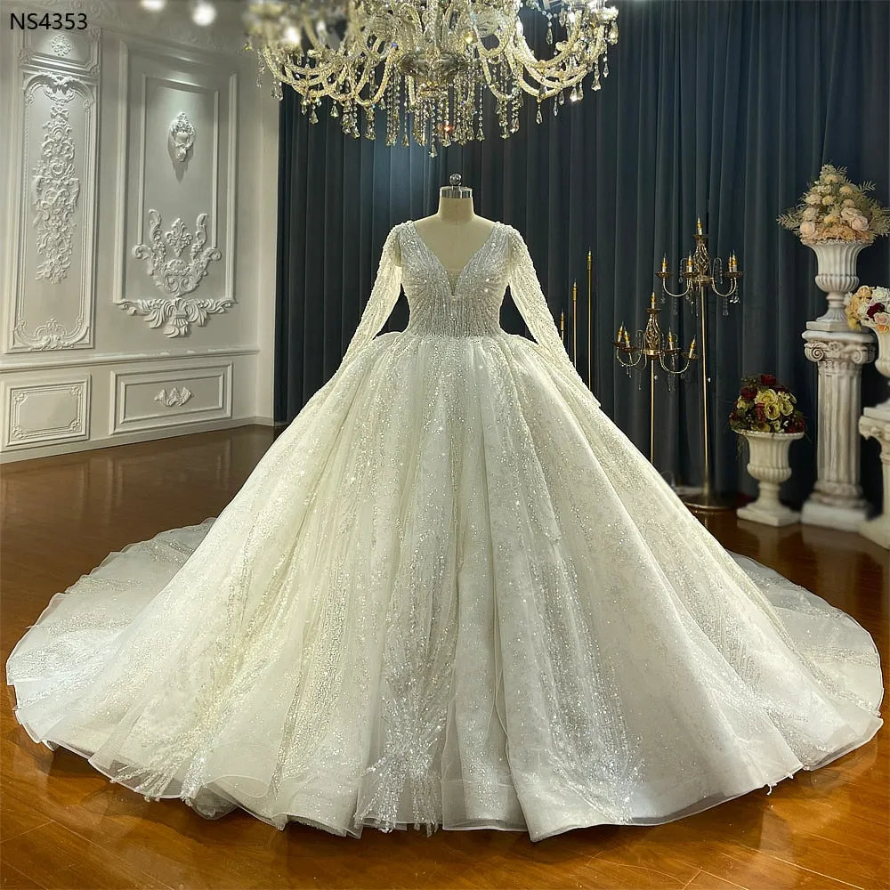 AM1063 Custom Made Long Sleeve Lace Appliqued Ball Gown Luxury Wedding Dress