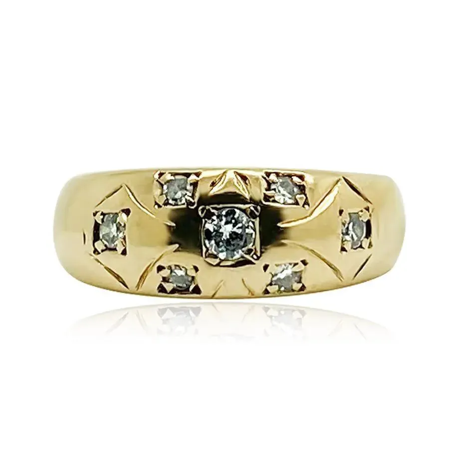 Antique Victorian 0.15ct Diamond 9ct Gold Ring