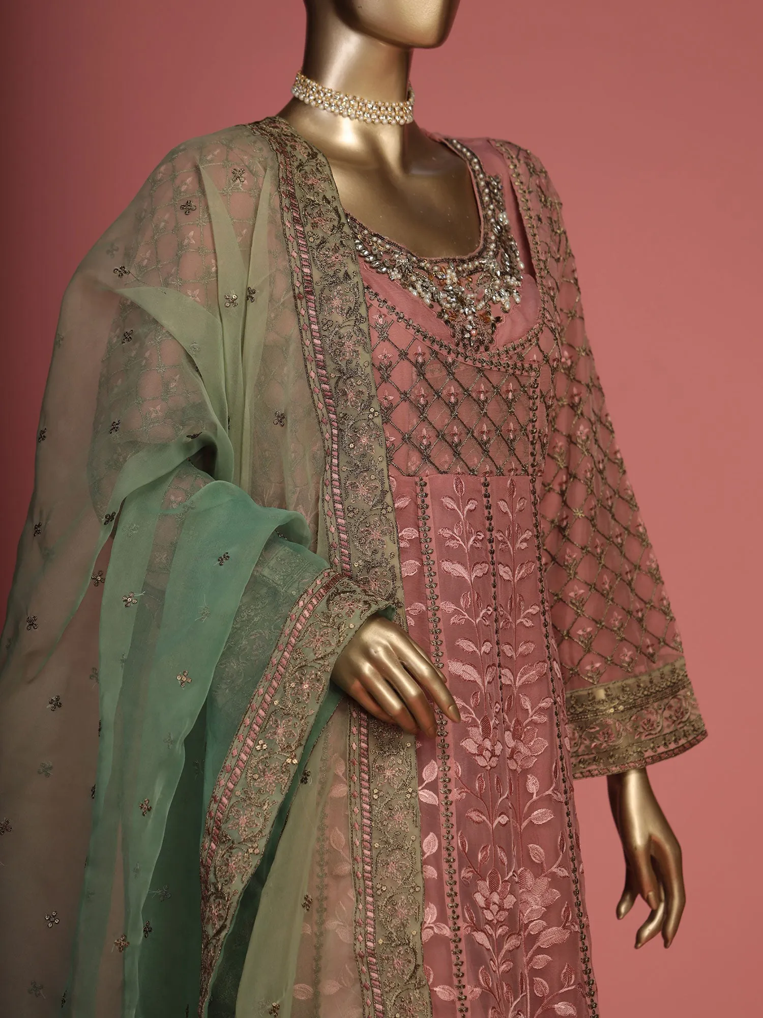 Bin Saeed "Shaifoon" Luxury Pink Suit