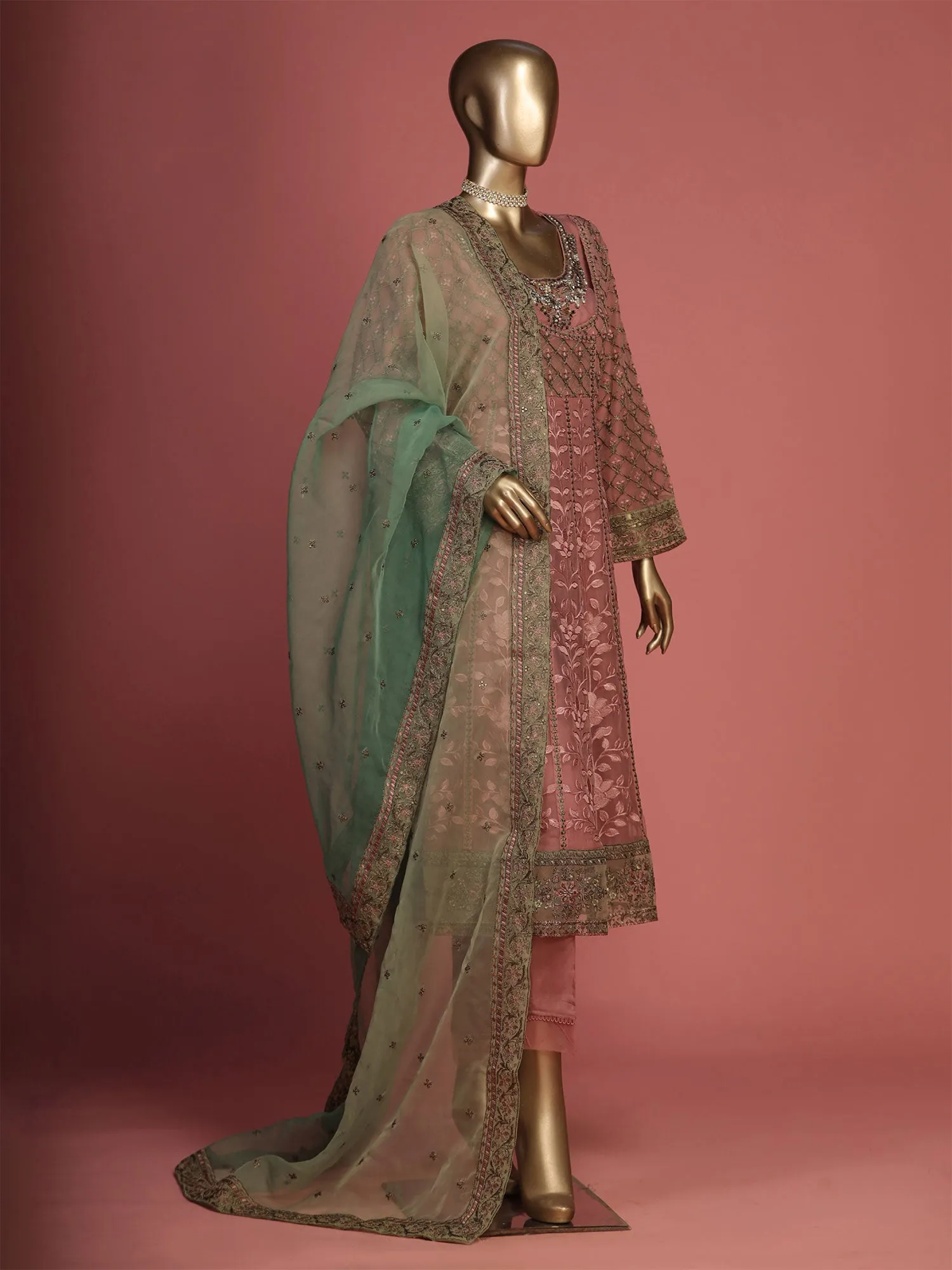 Bin Saeed "Shaifoon" Luxury Pink Suit