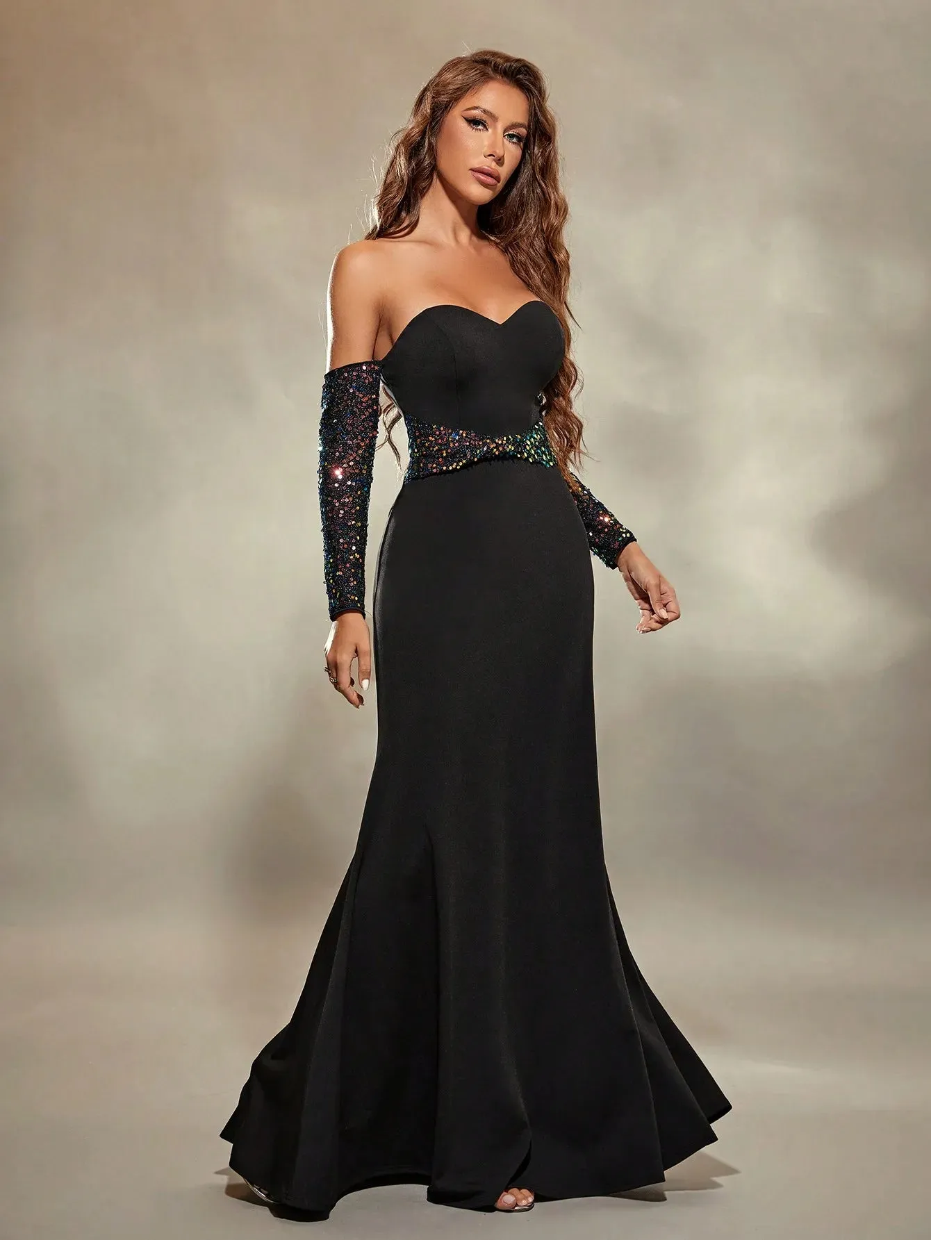 Black Sweetheart Neckline Glitter Maxi Party Dress