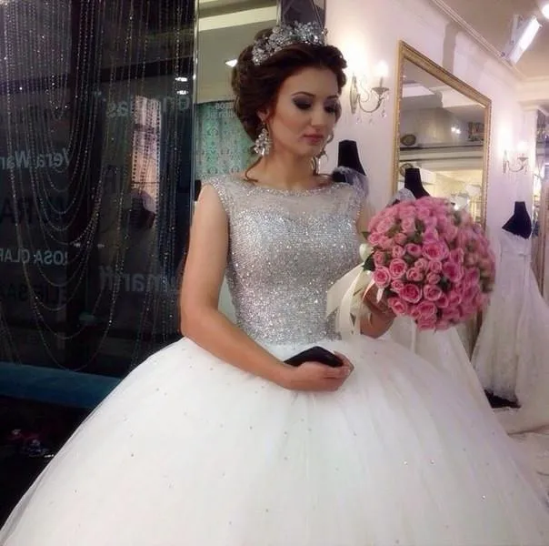 Bling Bling Beading Scoop Neck Ball Gowns Wedding Dresses