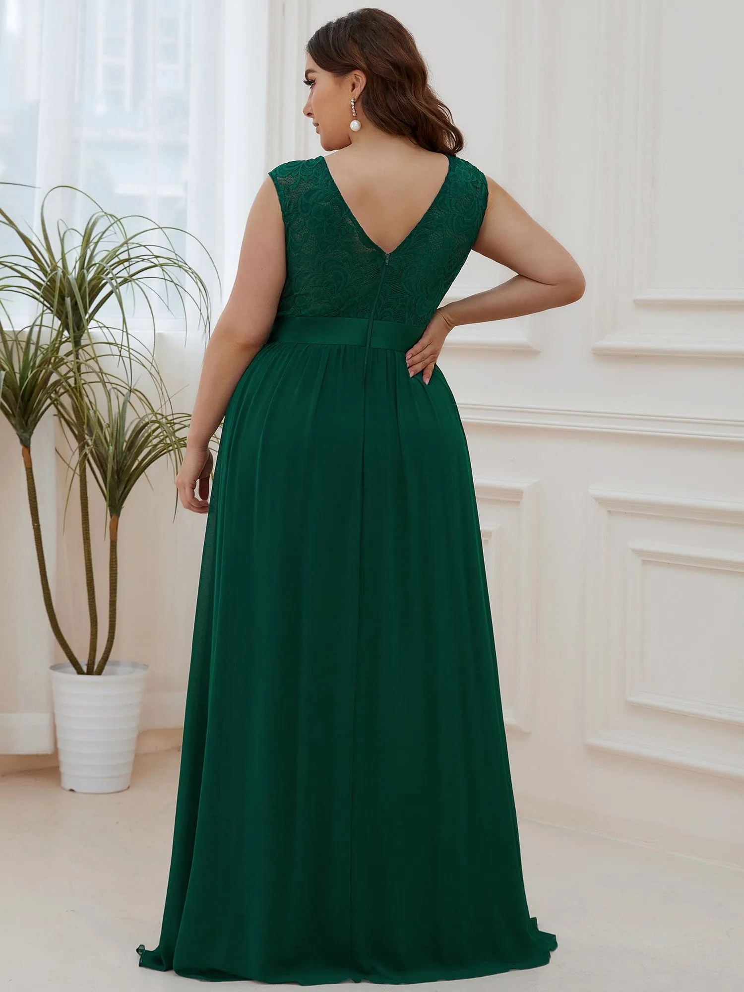 Custom Size Classic Round Neck V Back Lace Bridesmaid Dress