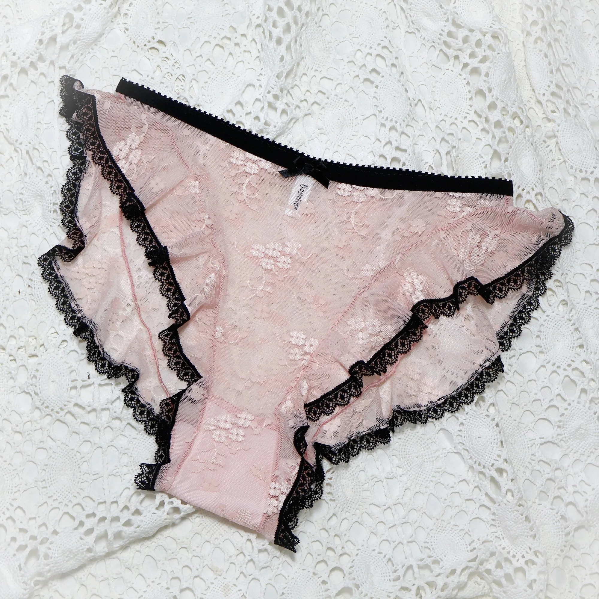 Delphine Knickers Pink Clover Lace