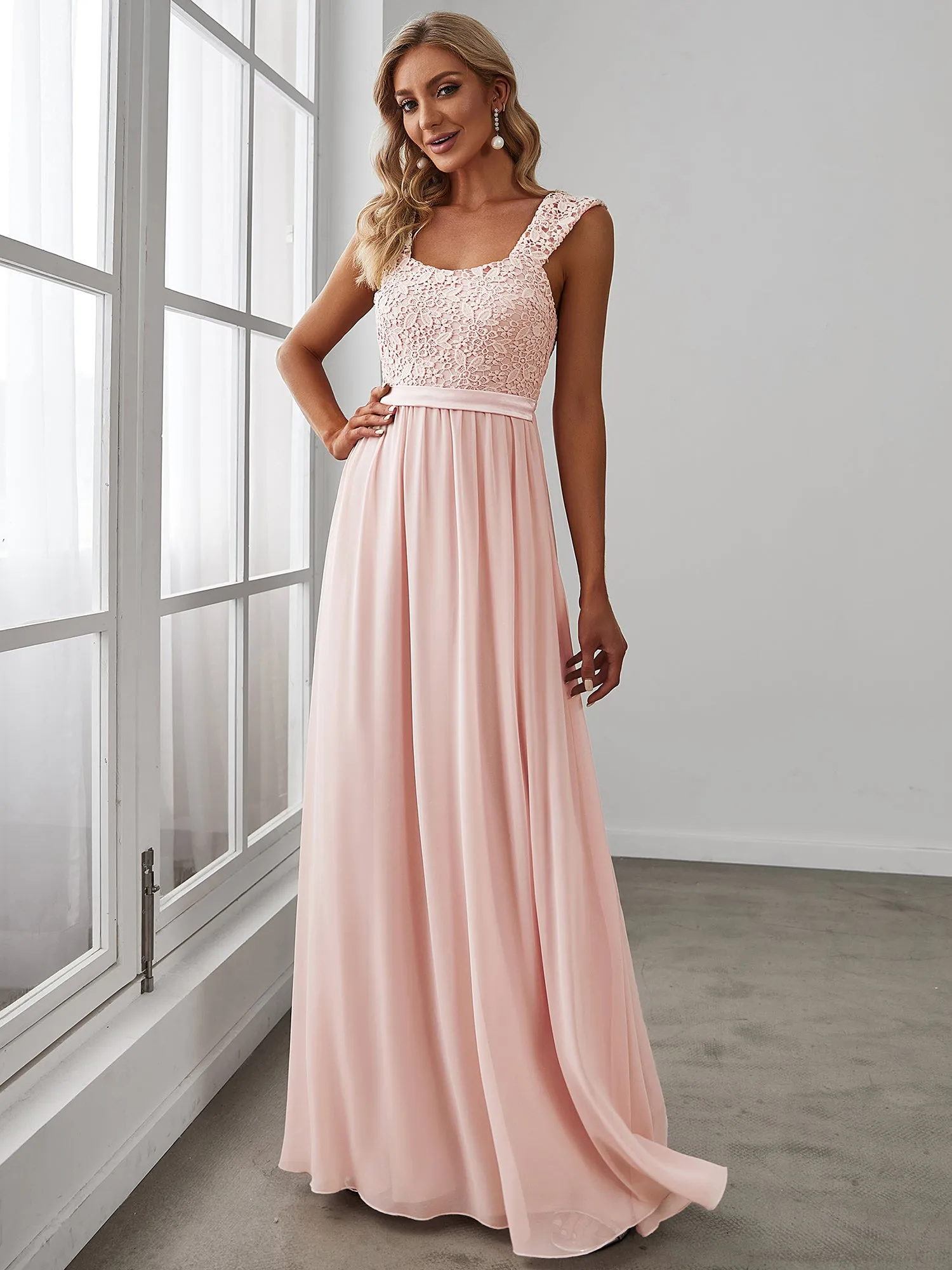 Elegant A Line Chiffon Wholesale Bridesmaid Dress With Lace Bodice