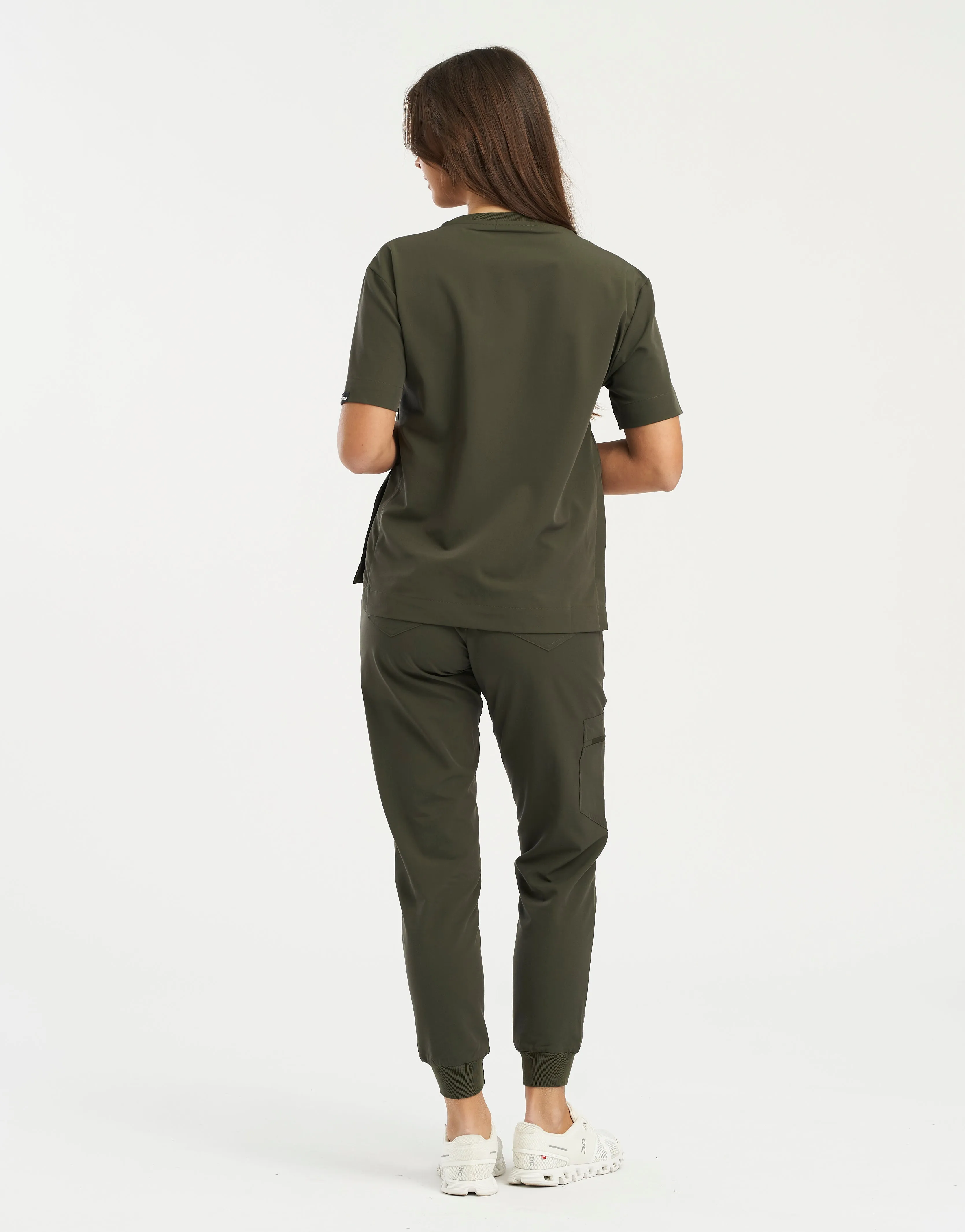 Essential Crewneck Scrub Top - Khaki Green