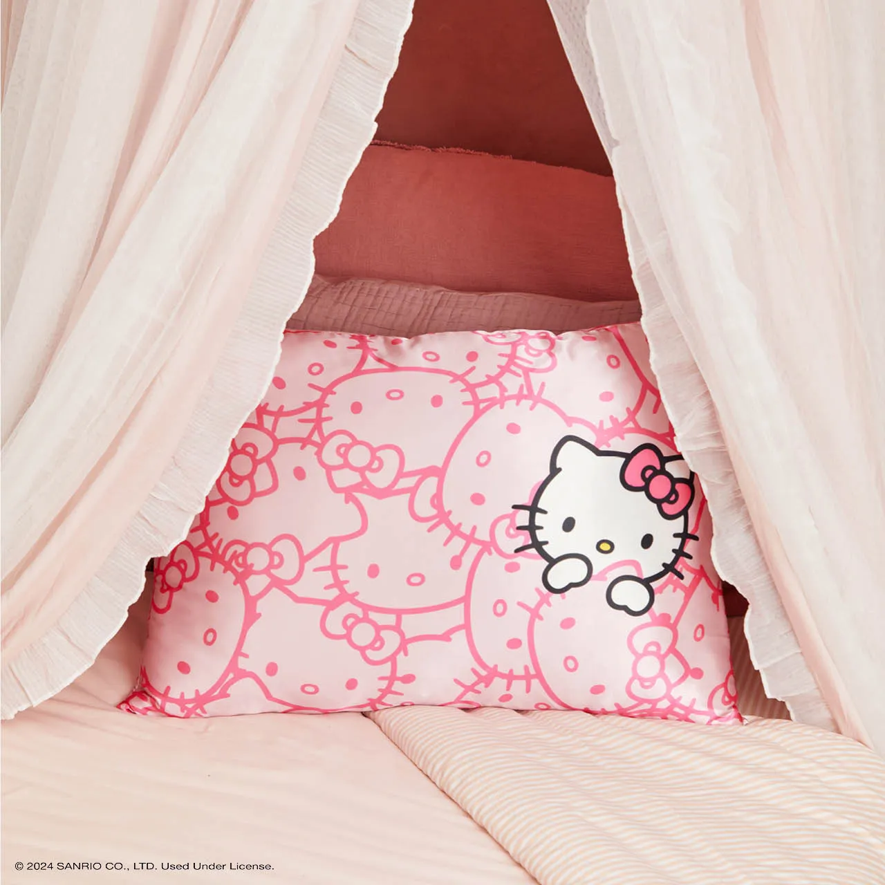 Hello Kitty x Kitsch Satin Pillowcase - Pink Hello Kitty Faces