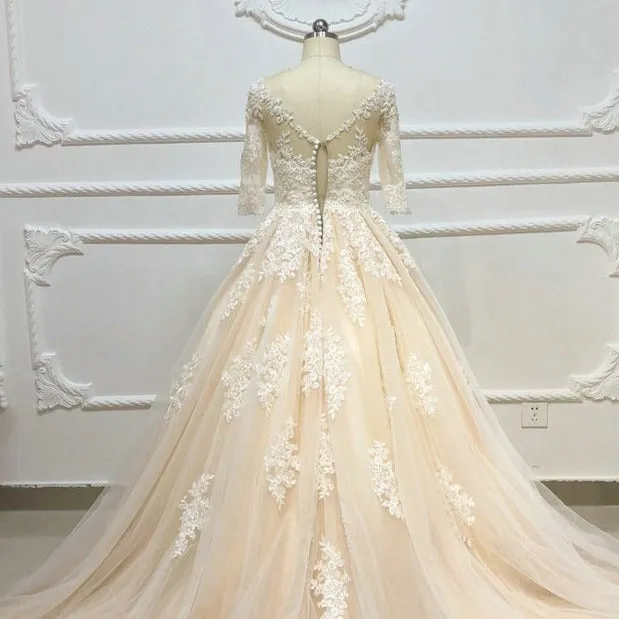 Lace Majesty Wedding Dress