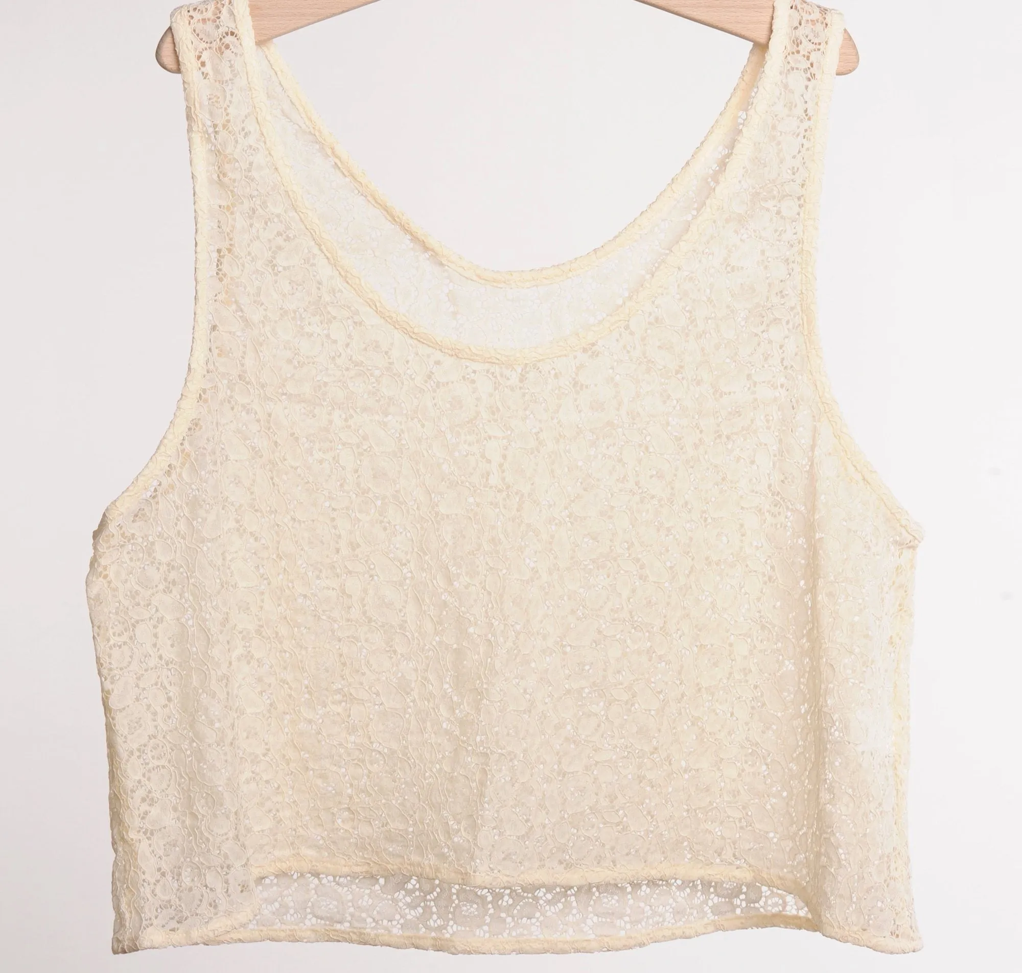 Loose lace cami [Cream]