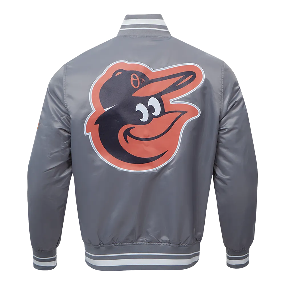 MLB BALTIMORE ORIOLES SCRIPT TAIL MEN'S SATIN JACKET (GRAY)