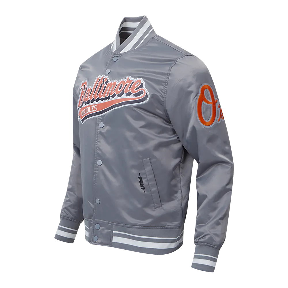 MLB BALTIMORE ORIOLES SCRIPT TAIL MEN'S SATIN JACKET (GRAY)