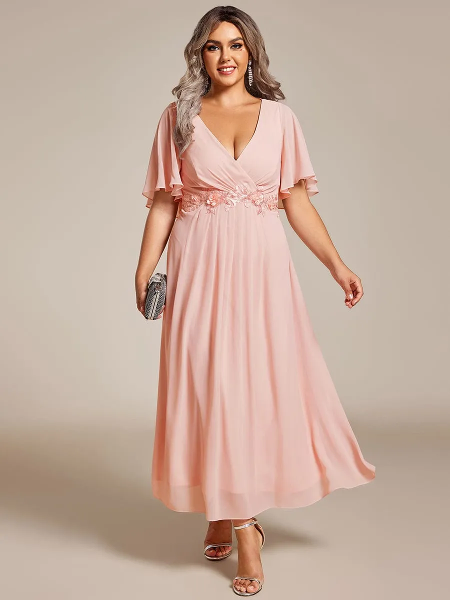 Plus Size Elegant Short Sleeves V-Neck Floral Applique Wedding Guest Dress