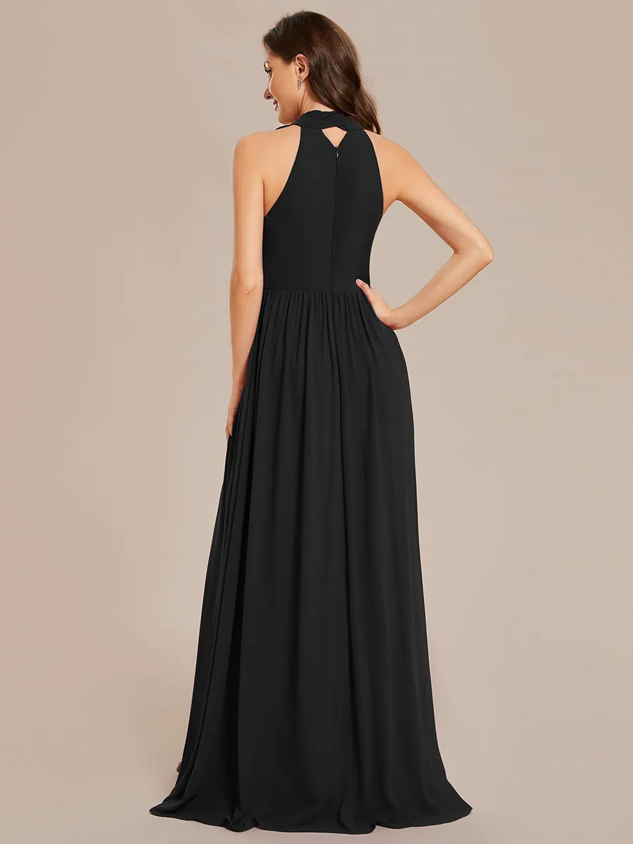 Wholesale Chiffon Halter Neckline Sleeveless Evening Dresses